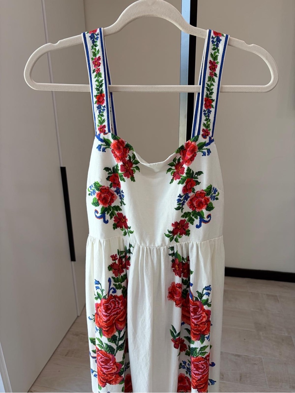 Farm Rio Off-White Flower Tapestry Maxi Dress - Picture 2 of 12